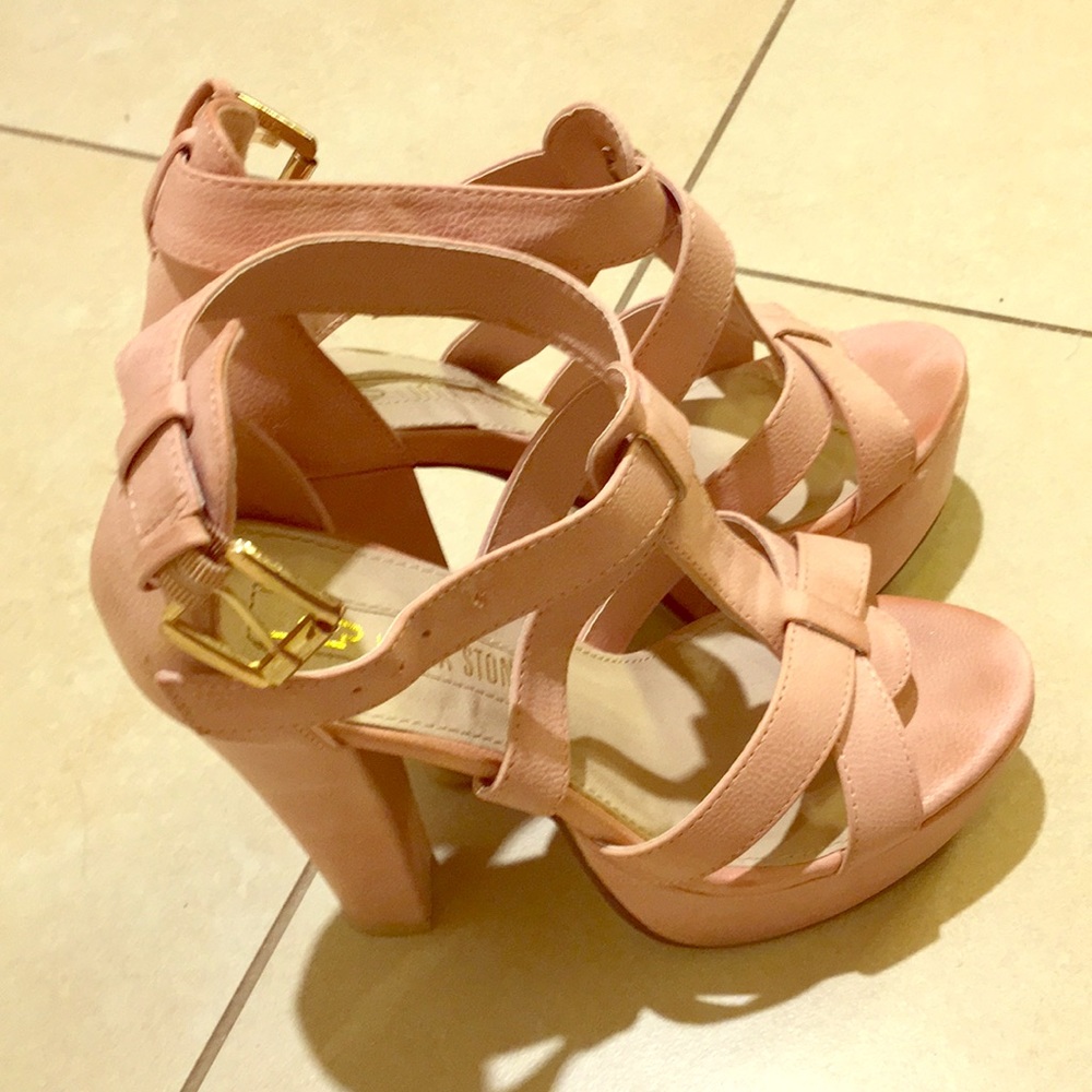 Pincho heels sz 7